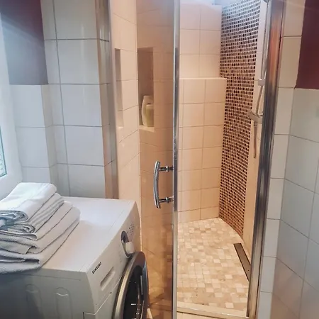 Petite Charlotte Tarnów